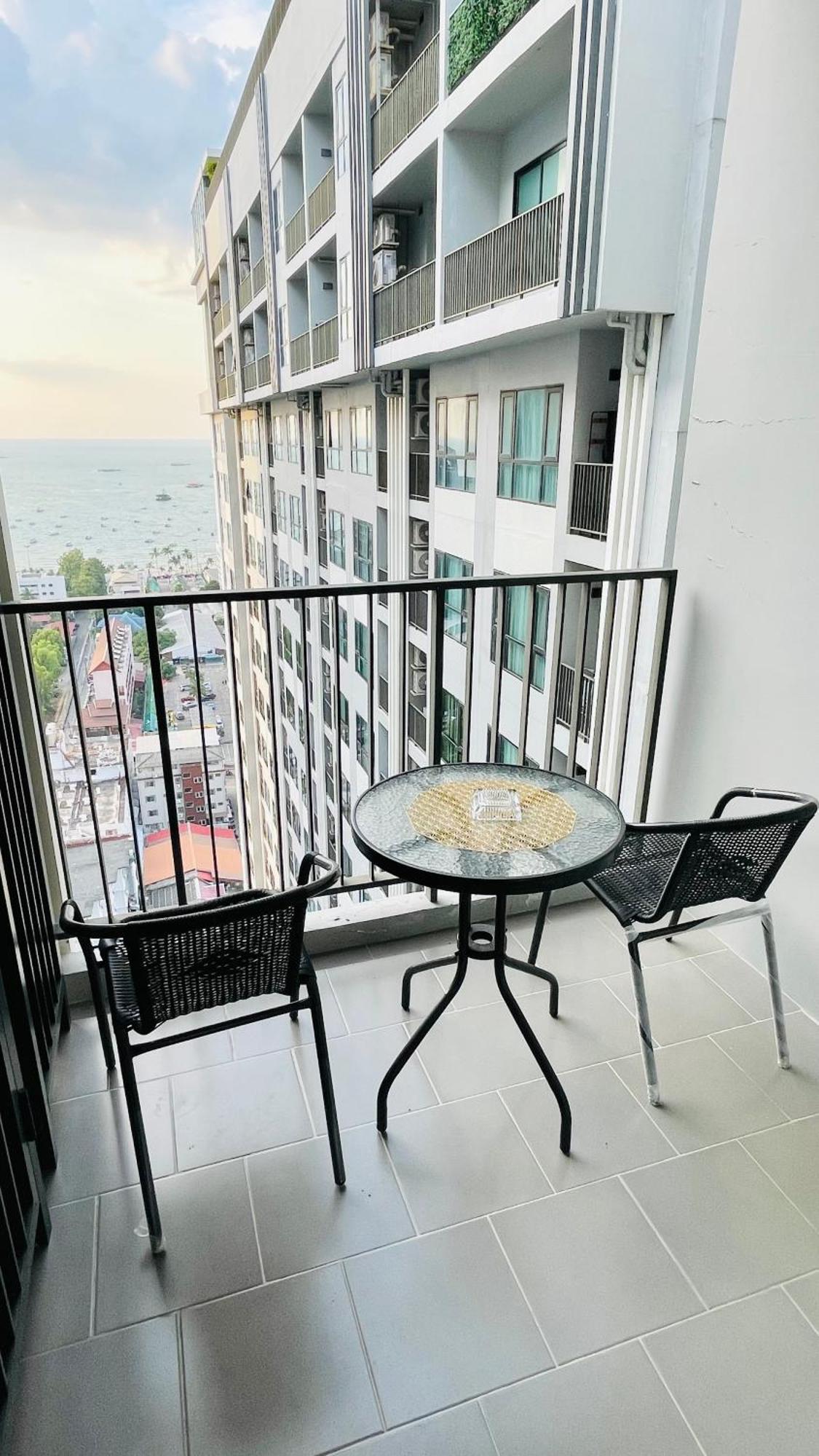 The Base Condo 2 Bed 2 Bath By Pupu パッタヤー エクステリア 写真
